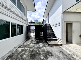 ให้เช่า 2 ห้องนอน บ้านเดี่ยว ใน วัฒนา, กรุงเทพฯ