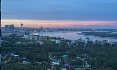 For sale 2 bedrooms condo in Mueang Samut Prakan, Samut Prakan