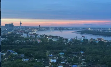 For sale 2 bedrooms condo in Mueang Samut Prakan, Samut Prakan