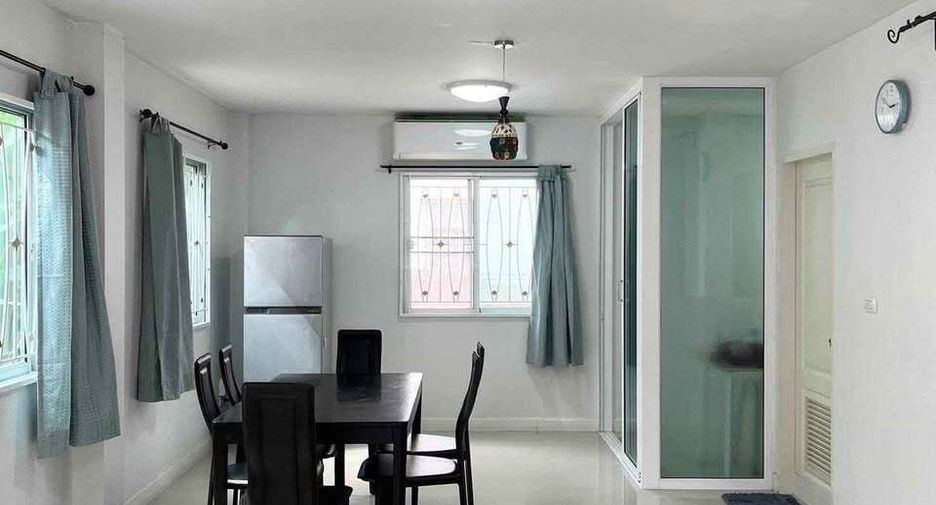 For rent 3 bedrooms house in Prawet, Bangkok