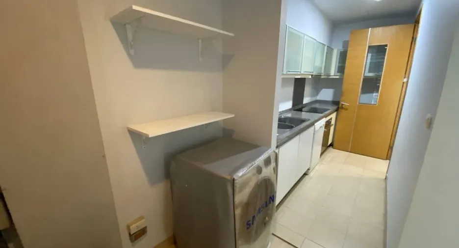 For rent 3 ベッドルーム condo in Khlong Toei, Bangkok