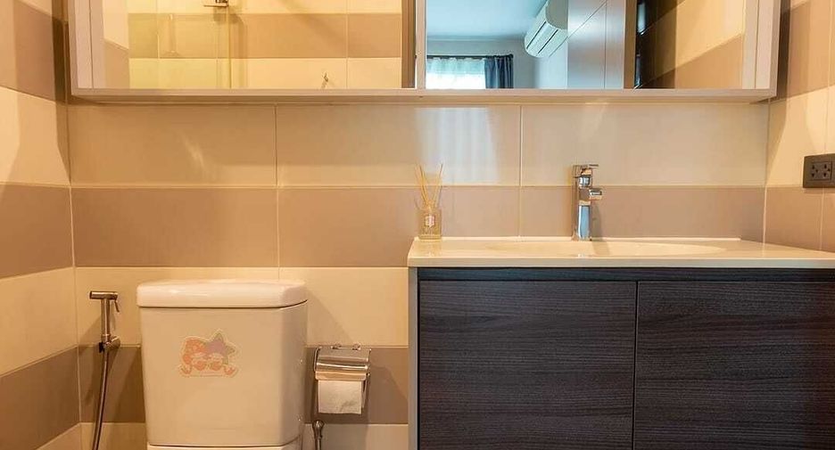 For rent 1 bed condo in Watthana, Bangkok