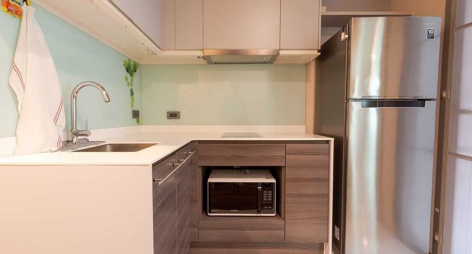 For rent 1 bed condo in Watthana, Bangkok