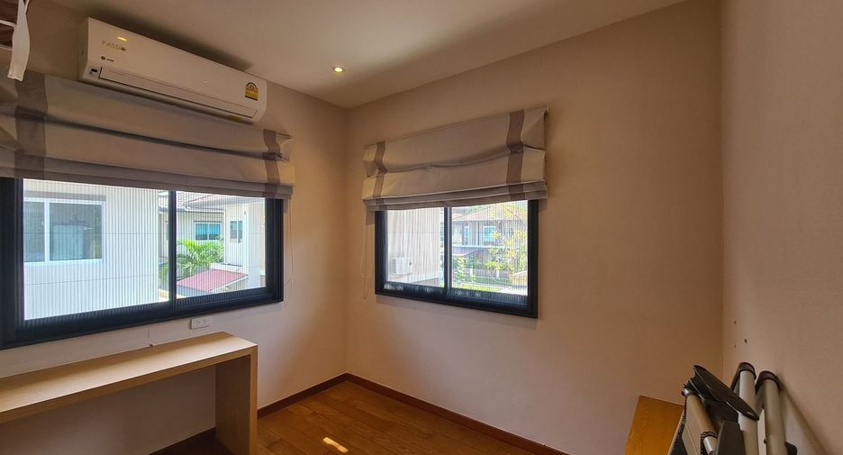 For rent 4 bedrooms house in Mueang Phuket, Phuket