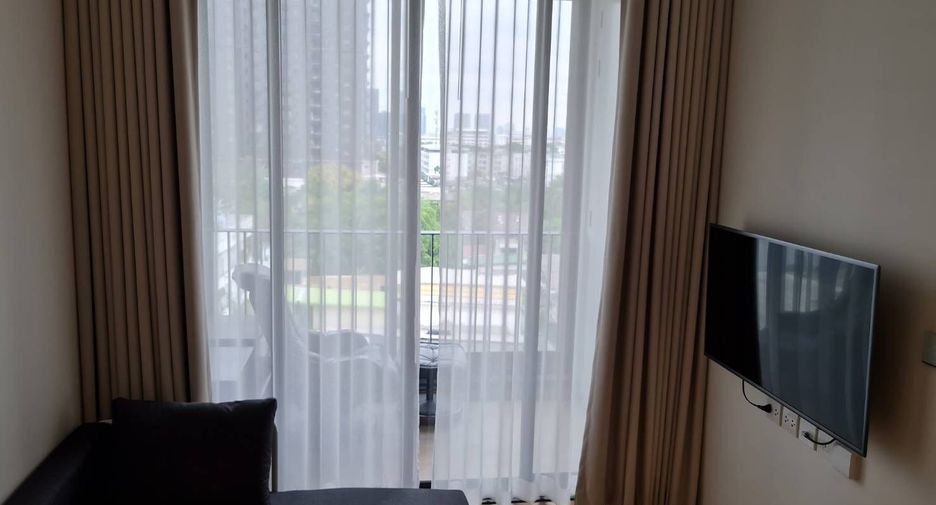 For rent 1 bed condo in Phra Khanong, Bangkok