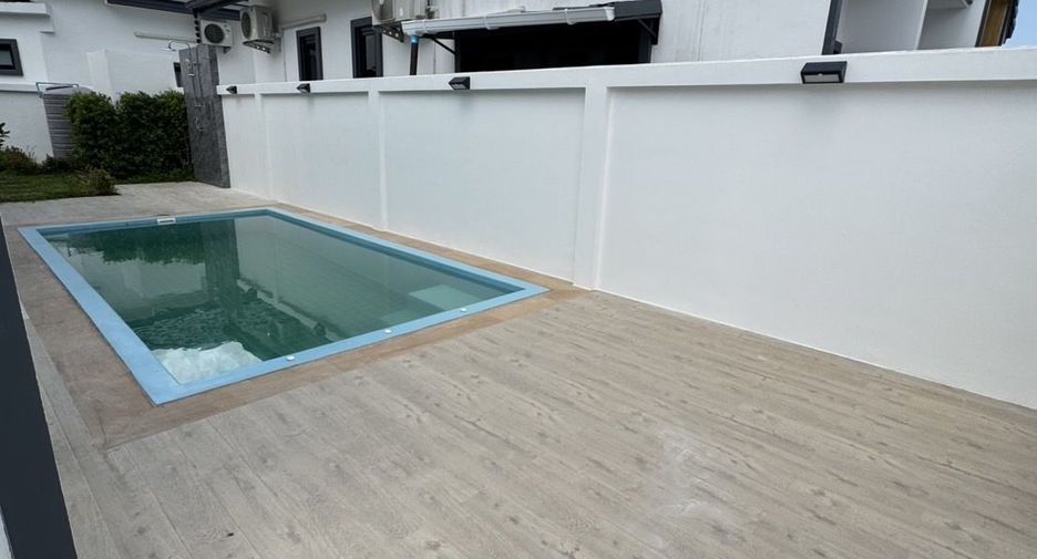 Villa en alquiler de 3 habitaciones en Mueang Phuket, Phuket