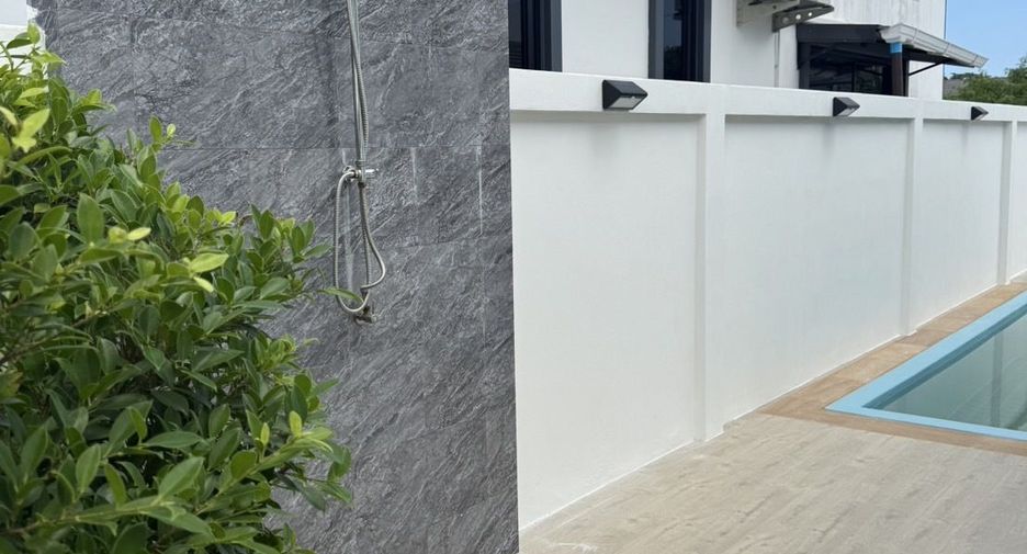 Villa en alquiler de 3 habitaciones en Mueang Phuket, Phuket