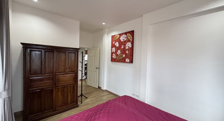 Villa en alquiler de 3 habitaciones en Mueang Phuket, Phuket