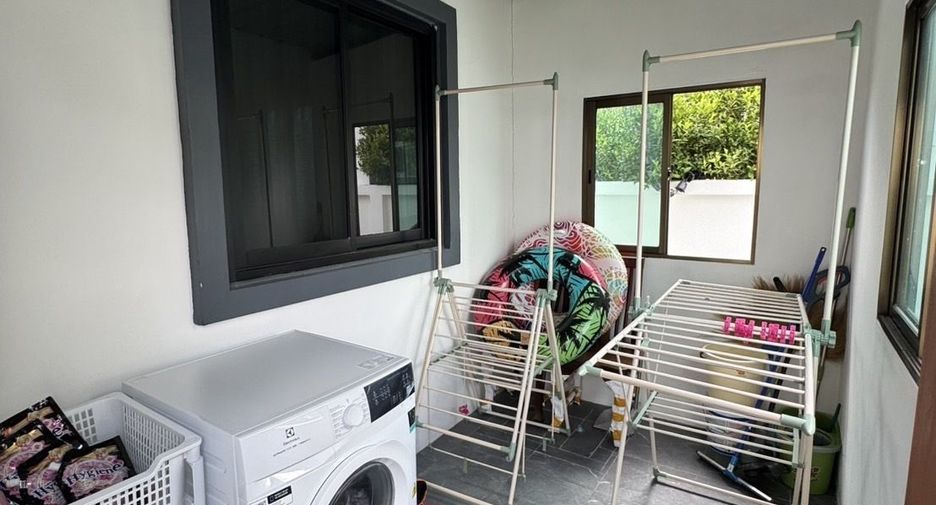 Villa en alquiler de 3 habitaciones en Mueang Phuket, Phuket