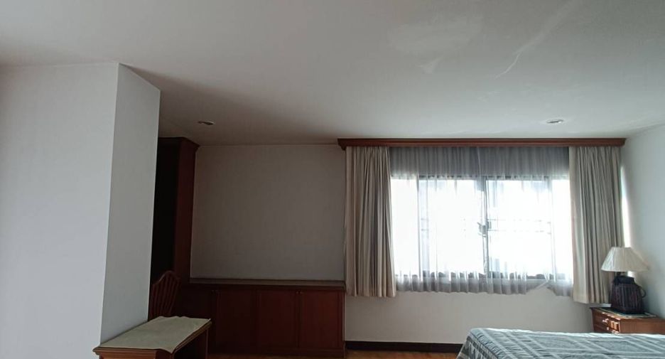 For sale and for rent 4 bedrooms condo in Yan Nawa, Bangkok