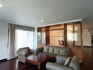 出售 和 出租 4 卧室 公寓 在 Yan Nawa, 曼谷