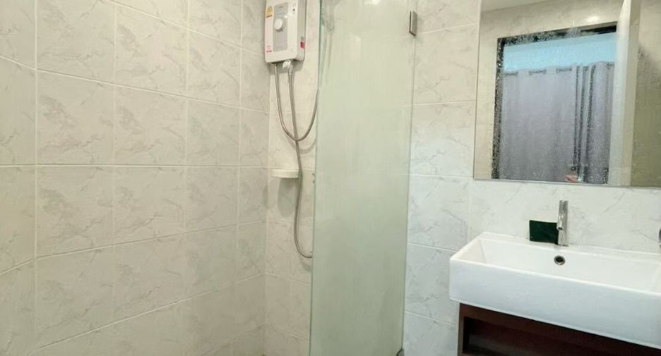 À vendre 1 chambre condo à Don Mueang, Bangkok