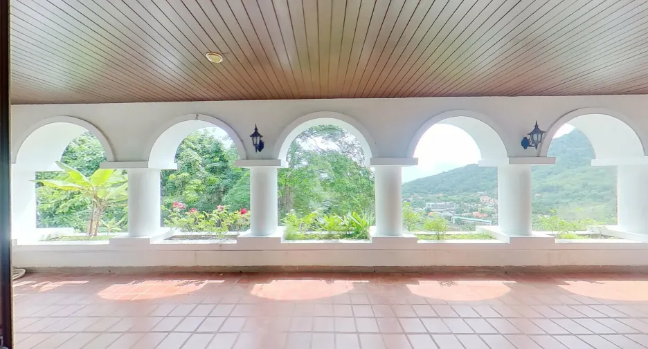 Villa en venta y en alquiler de 5 habitaciones en Mueang Phuket, Phuket