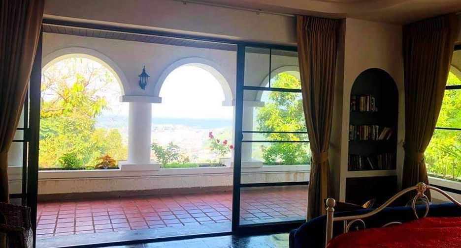 Villa en venta y en alquiler de 5 habitaciones en Mueang Phuket, Phuket