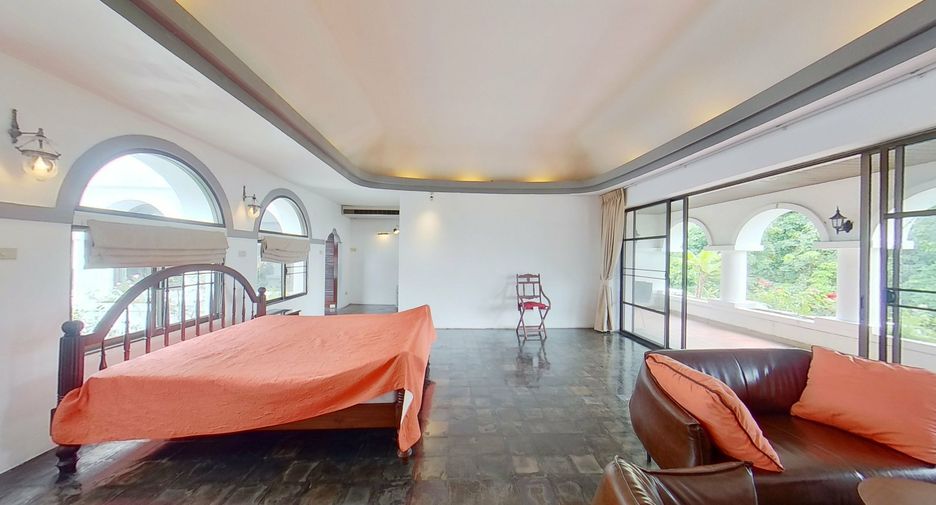 Villa en venta y en alquiler de 5 habitaciones en Mueang Phuket, Phuket