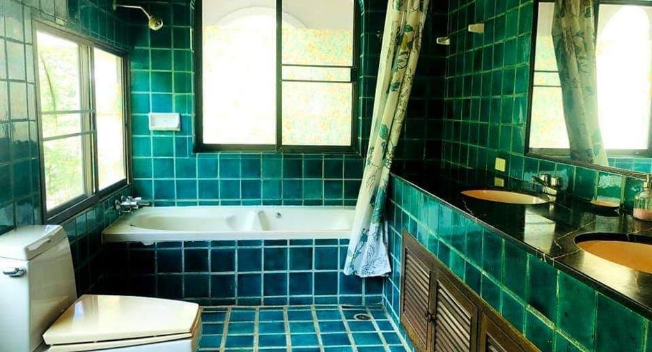 Villa en venta y en alquiler de 5 habitaciones en Mueang Phuket, Phuket