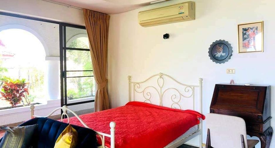 Villa en venta y en alquiler de 5 habitaciones en Mueang Phuket, Phuket