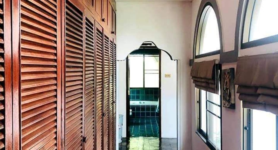 Villa en venta y en alquiler de 5 habitaciones en Mueang Phuket, Phuket