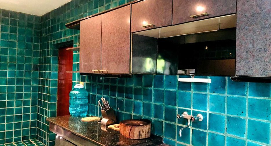 Villa en venta y en alquiler de 5 habitaciones en Mueang Phuket, Phuket