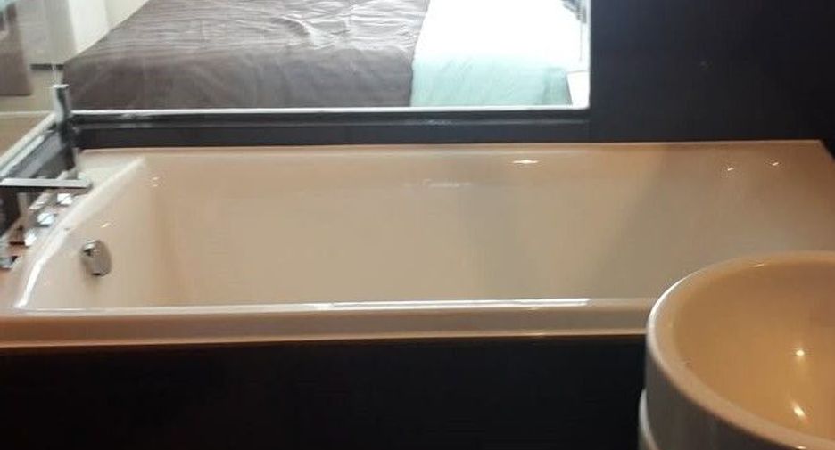 Wohnung zur Miete mit 1 Zimmer in Phra Khanong, Bangkok