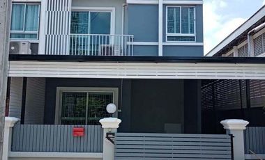 For sale 3 ベッドルーム townhouse in Bang Phli, Samut Prakan