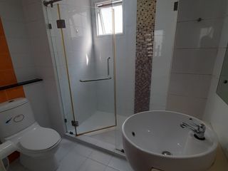 Reihenhaus zum Kauf und zur Miete mit 3 Zimmer in Chom Thong, Bangkok