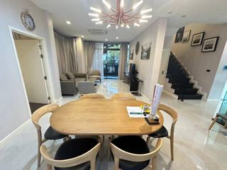 For rent 6 bedrooms house in Khan Na Yao, Bangkok