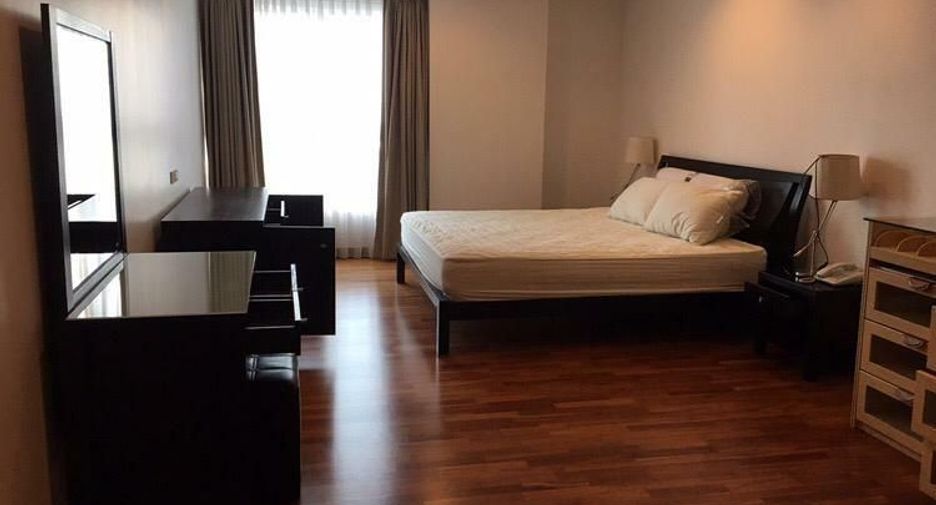 For sale and for rent 3 bedrooms condo in Watthana, Bangkok
