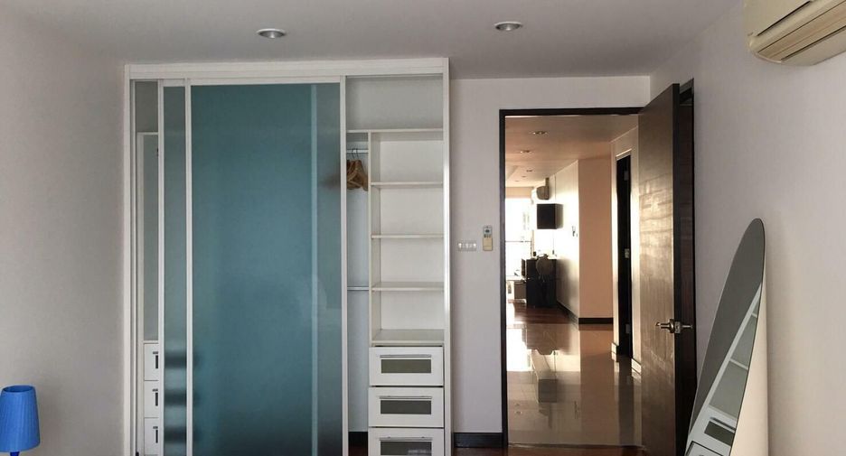 For sale and for rent 3 bedrooms condo in Watthana, Bangkok