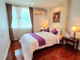 For rent 4 bedrooms condo in Watthana, Bangkok