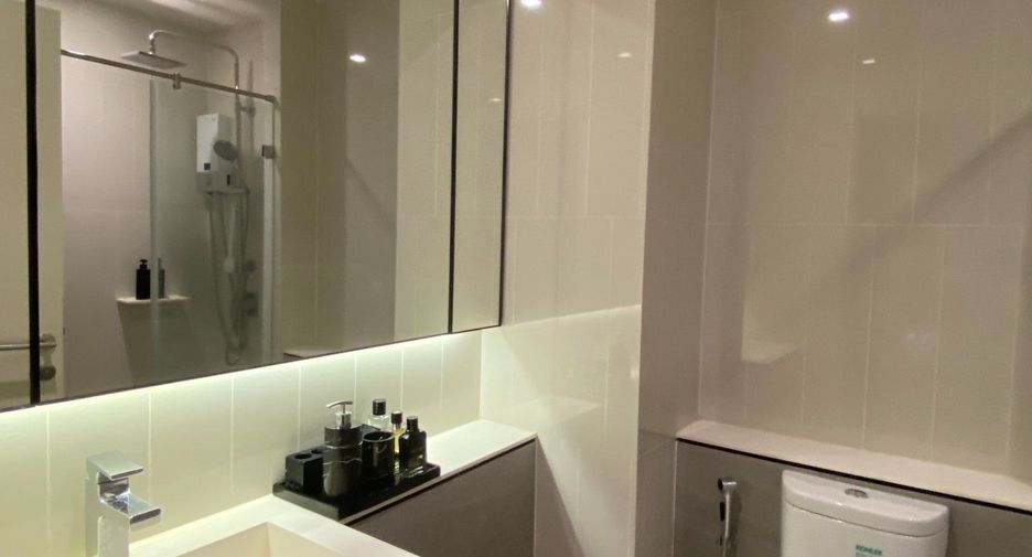For rent 1 bed condo in Phaya Thai, Bangkok