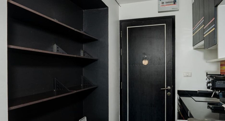 For sale and for rent 2 bedrooms condo in Huai Khwang, Bangkok
