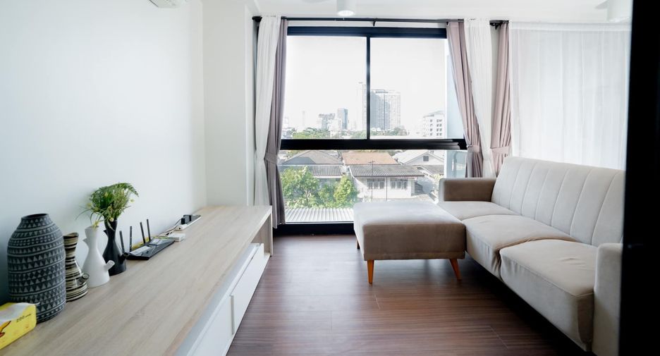 For sale and for rent 2 bedrooms condo in Huai Khwang, Bangkok