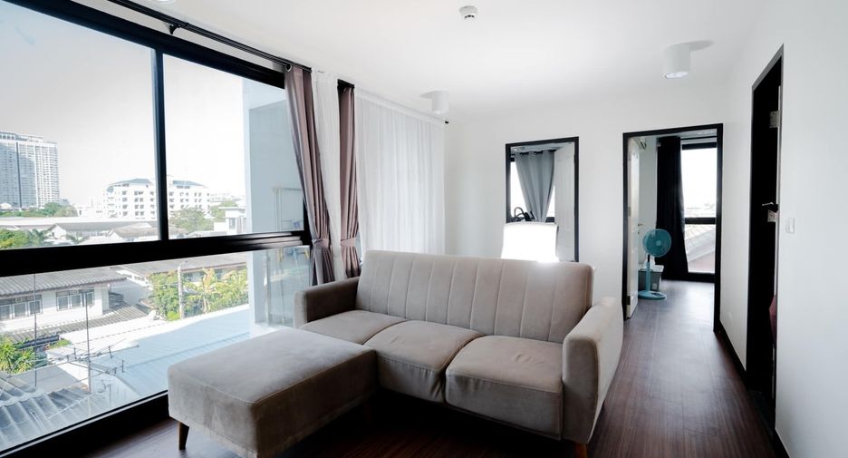 For sale and for rent 2 bedrooms condo in Huai Khwang, Bangkok