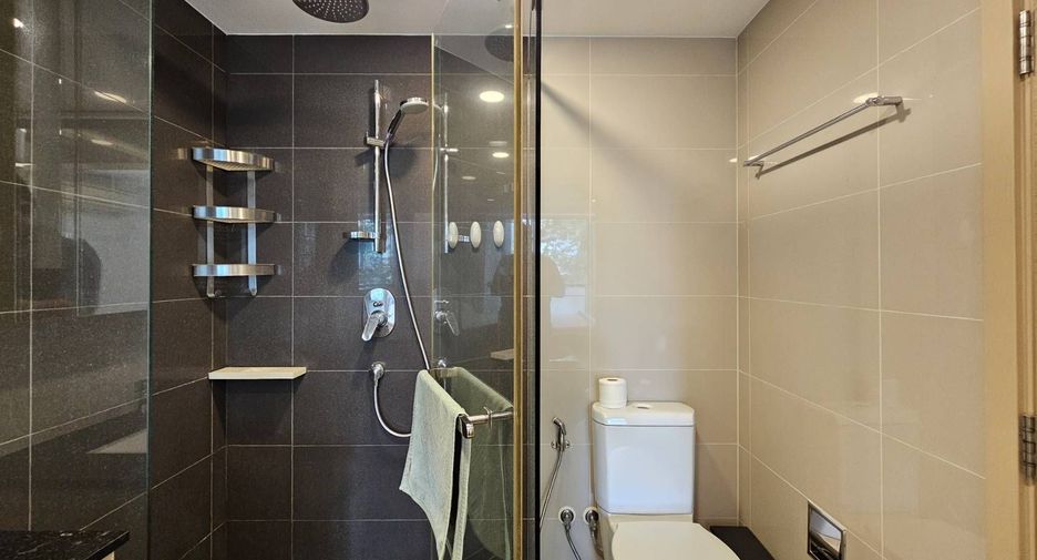Condo en alquiler de 2 habitaciones en Watthana, Bangkok