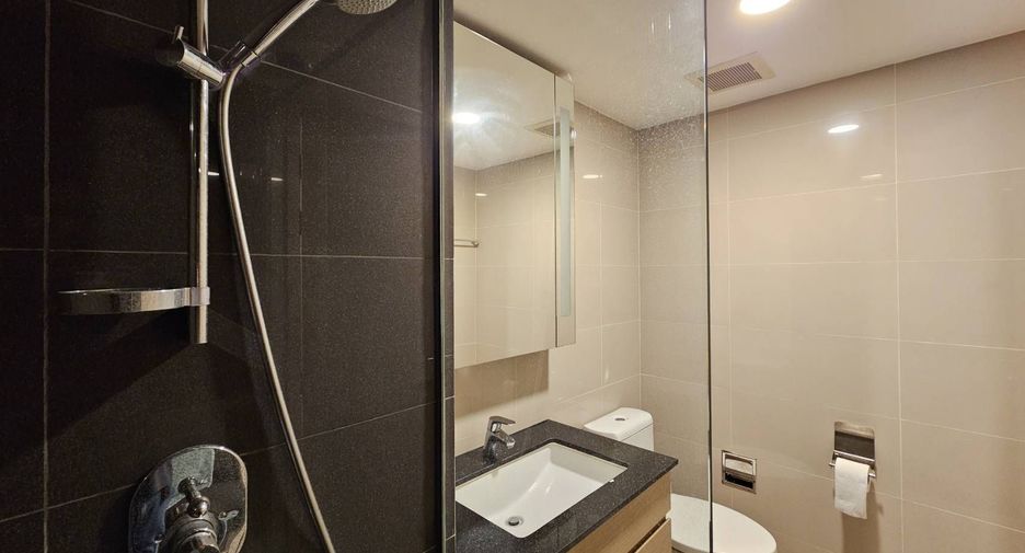 Condo en alquiler de 2 habitaciones en Watthana, Bangkok
