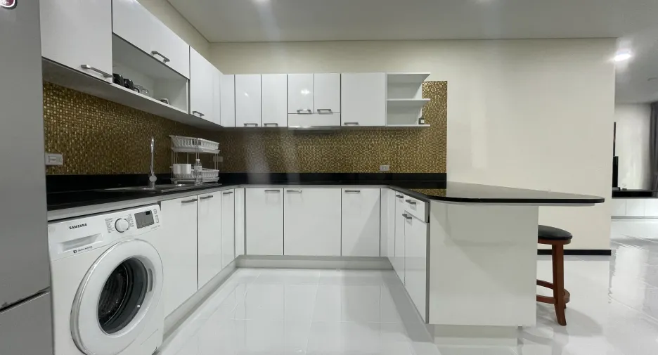 For rent 2 bedrooms condo in Kathu, Phuket
