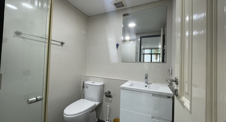 For rent 2 bedrooms condo in Kathu, Phuket