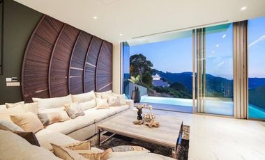 For rent 4 bedrooms villa in Mueang Phuket, Phuket