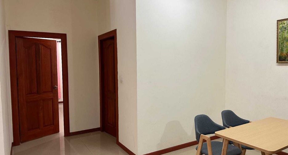 Villa zum Kauf mit 16 Zimmer in Thalang, Phuket