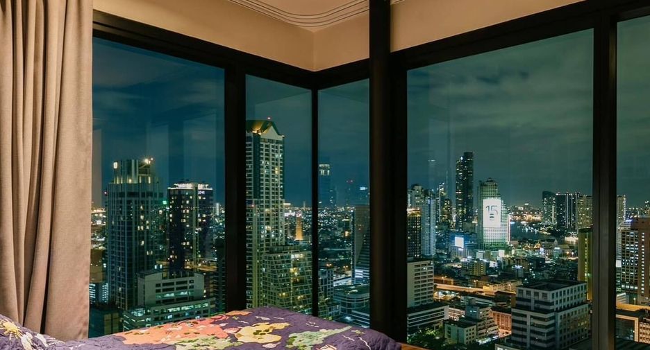 For rent 3 bedrooms condo in Sathon, Bangkok