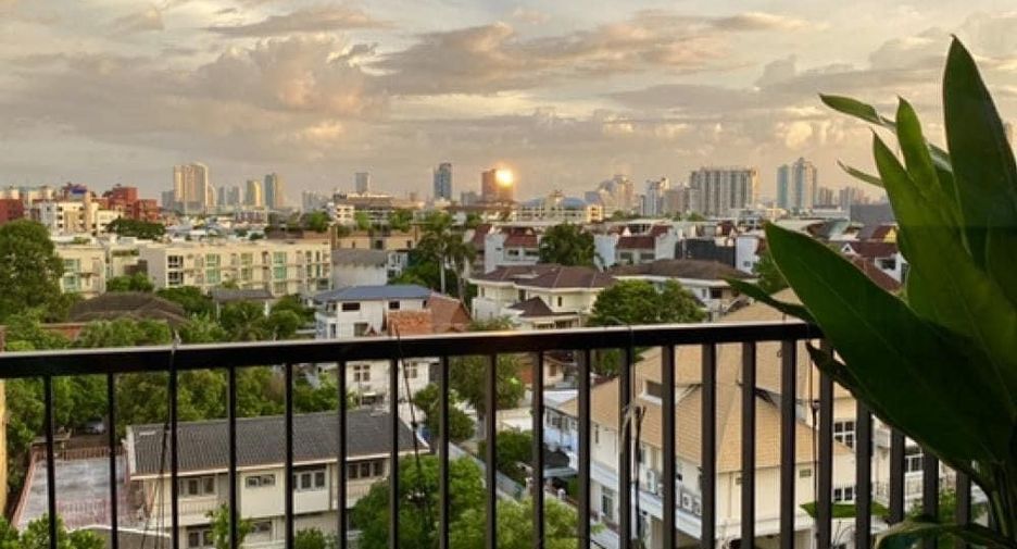 For sale and for rent 2 bedrooms condo in Yan Nawa, Bangkok