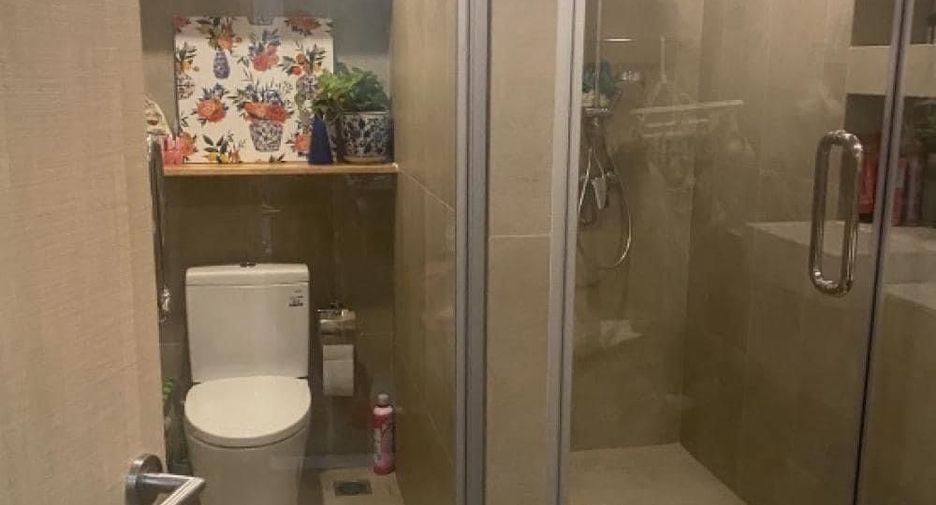 For sale and for rent 2 bedrooms condo in Yan Nawa, Bangkok
