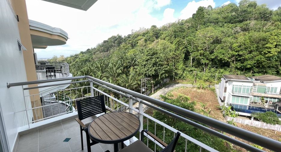For rent 3 bedrooms condo in Mueang Phuket, Phuket