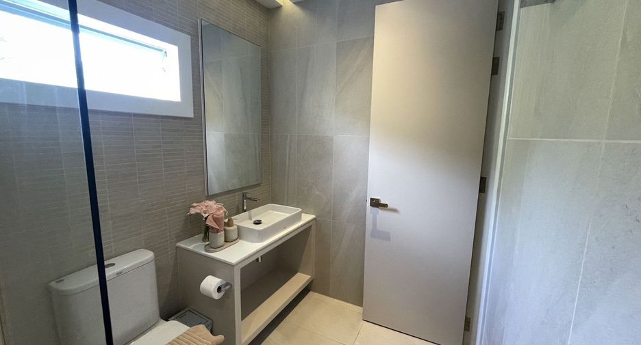 For rent 3 bedrooms condo in Mueang Phuket, Phuket