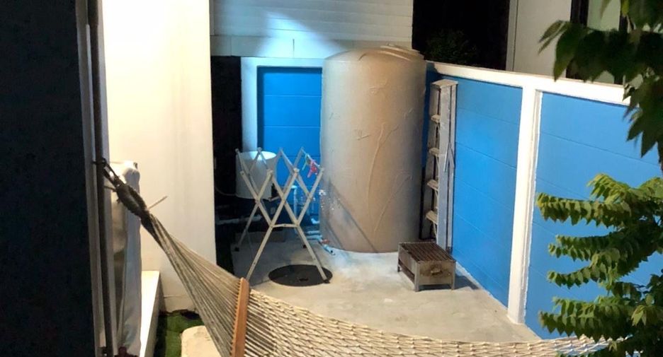 For sale 3 bedrooms townhouse in Bang Kapi, Bangkok
