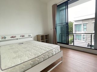出售 3 卧室 联排别墅 在 Bang Kapi, 曼谷
