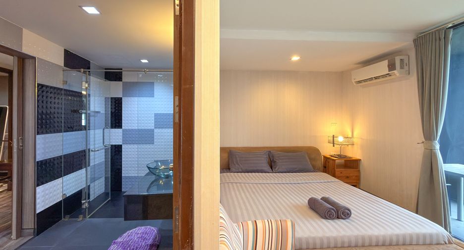 À vendre 3 chambres condo à Watthana, Bangkok