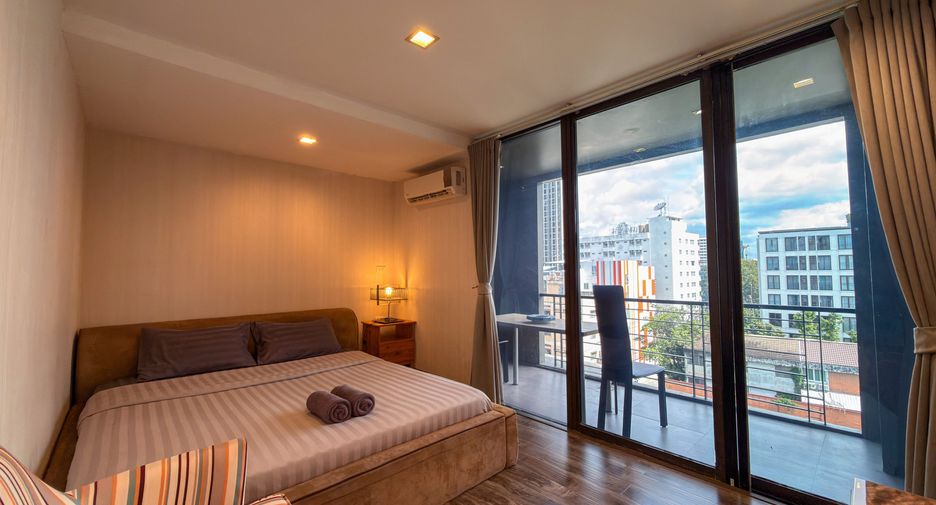 À vendre 3 chambres condo à Watthana, Bangkok