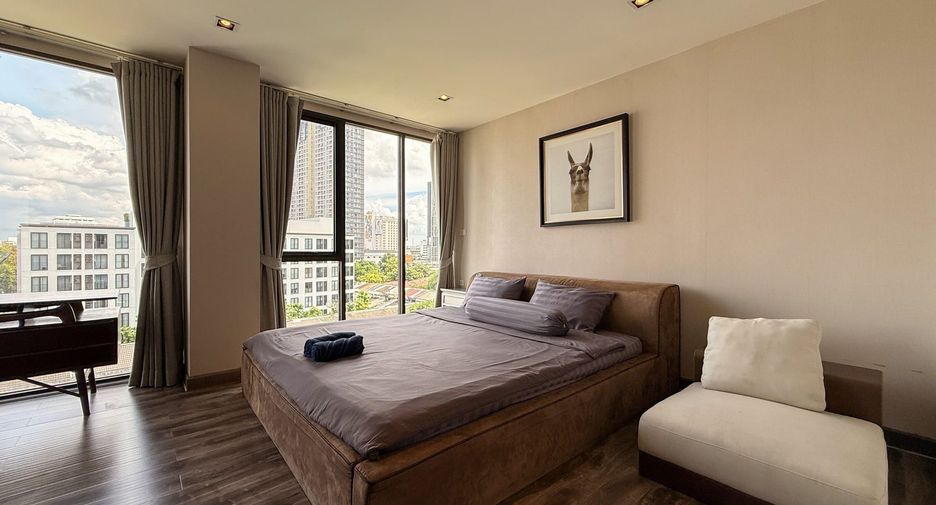À vendre 3 chambres condo à Watthana, Bangkok